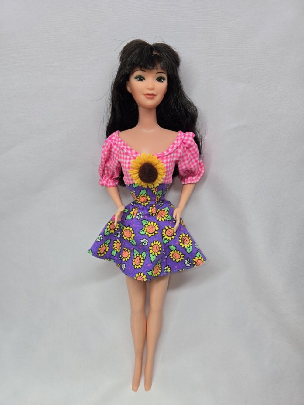 1980 Oriental Barbie #3262, Dolls Of The World, Orient, Asian In Sunflower Dress